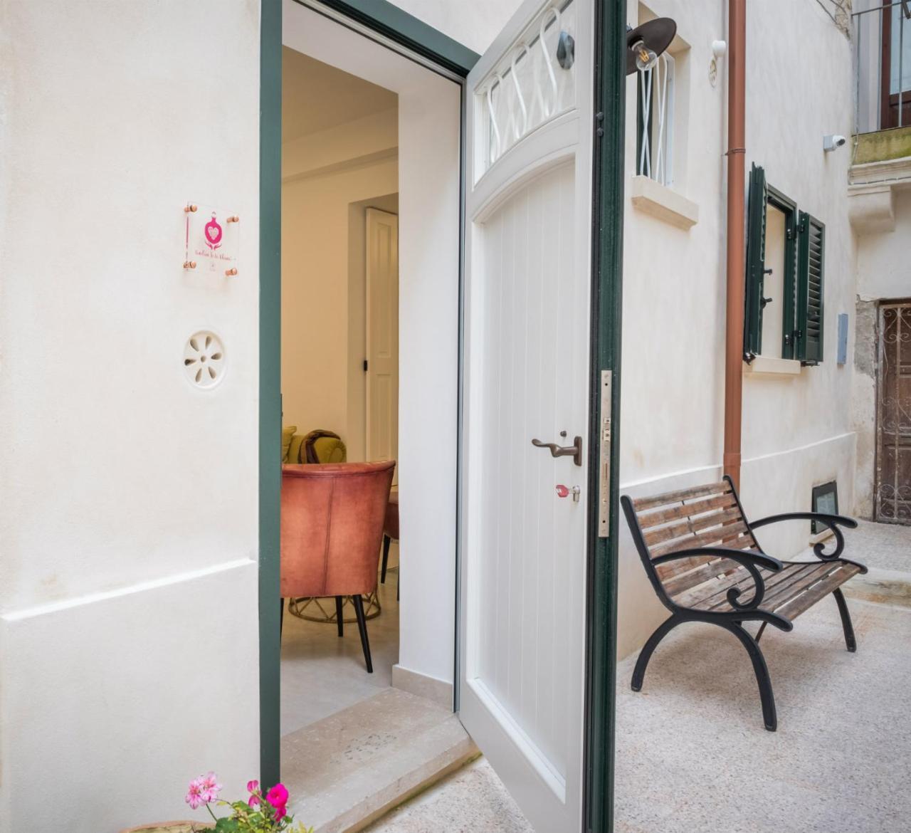 Amate Suite Lecce Eksteriør bilde